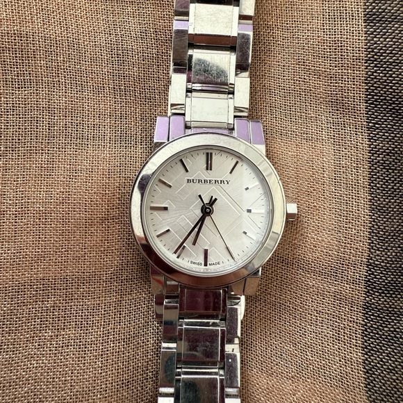 Burberry Watch - Picture 5 of 11